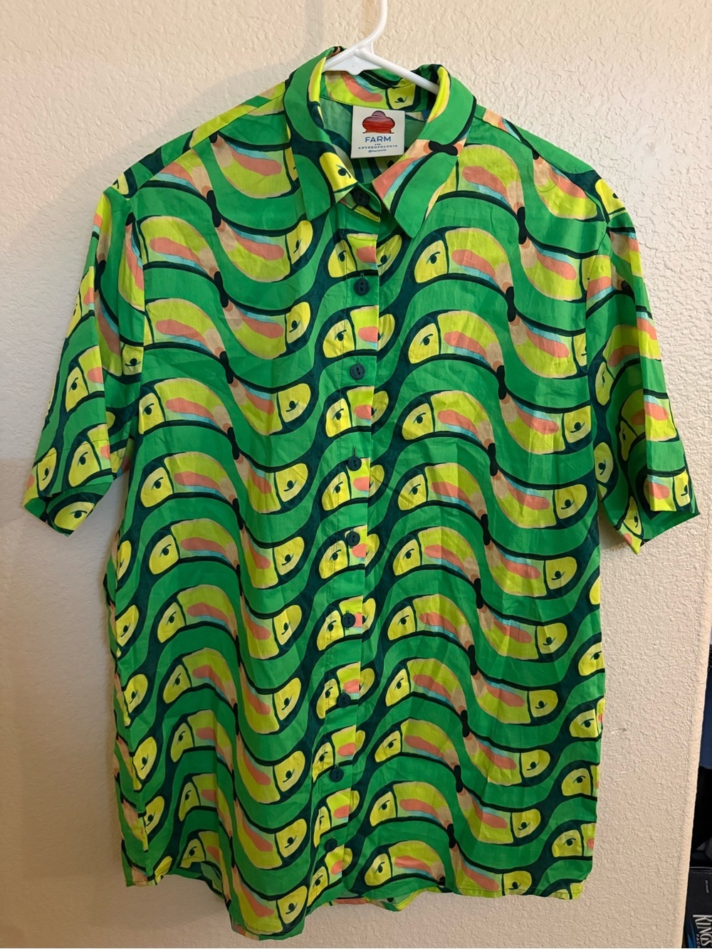 FARM Rio x Anthropologie Tucabacana
Oversized Top Parrot Green Yellow